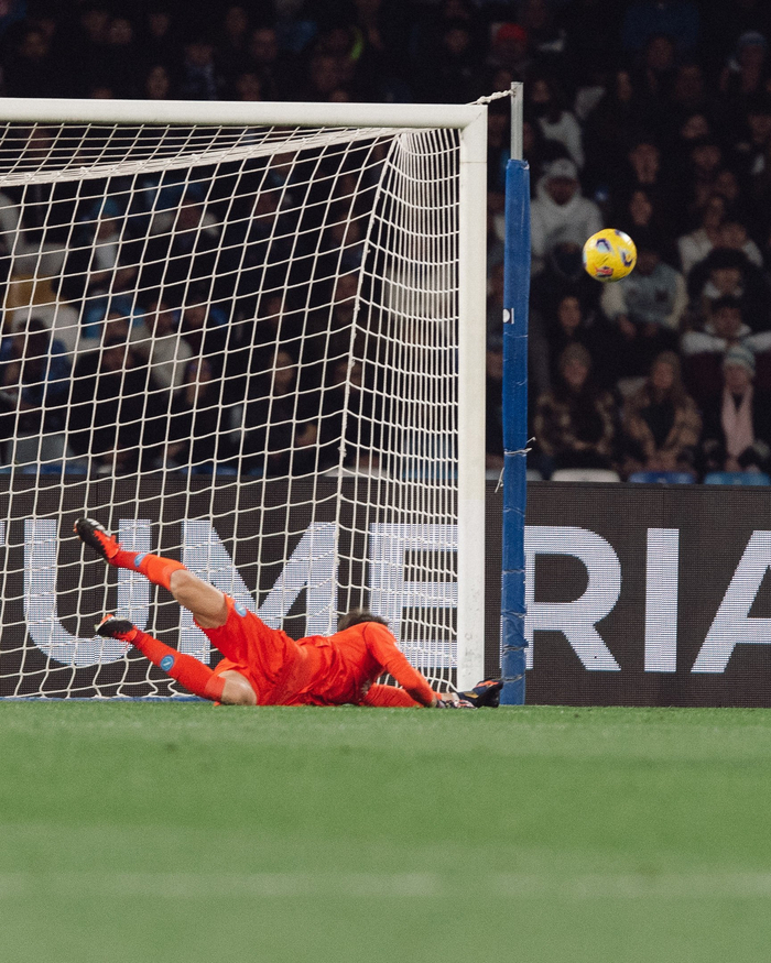 克里夫兰骑士发布备战花絮；今晨外线爆发；意甲任务艰巨；年轻球员得到机会(意甲金靴奖杯)